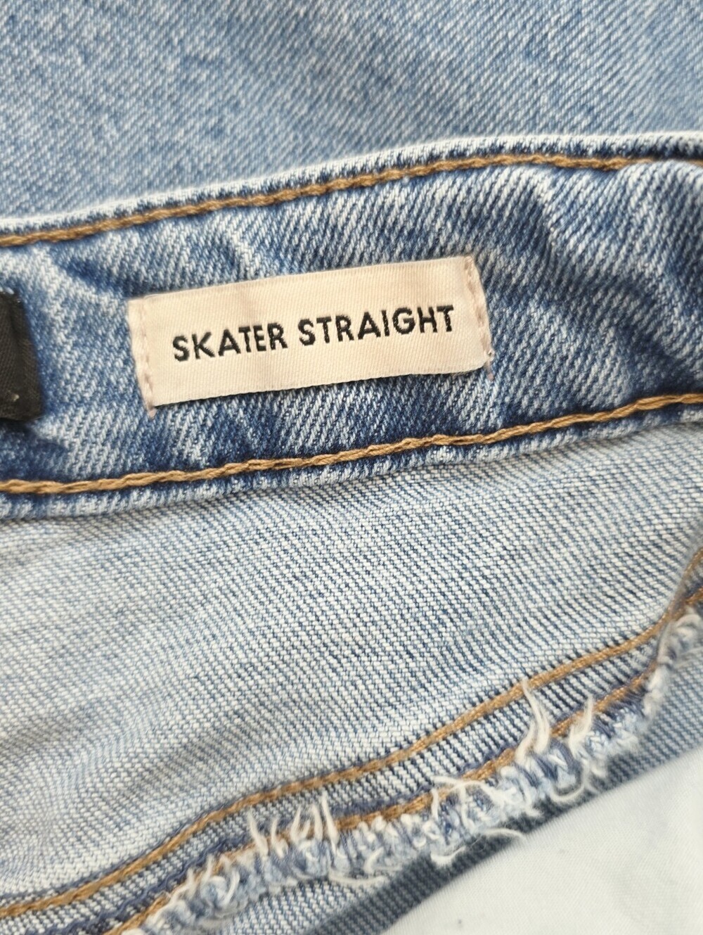 BCBGeneration Skater Straight Distressed Jeans Pants - Picture 8 of 10